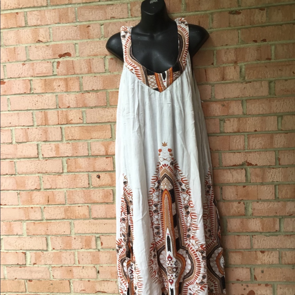 Plus size dress w/dashiki design